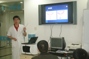 北京知師、泌尿外科博士來我院講座